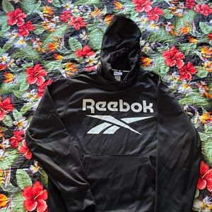 Young men’s Reebok sport/training hoodie, size small. Excellent condition